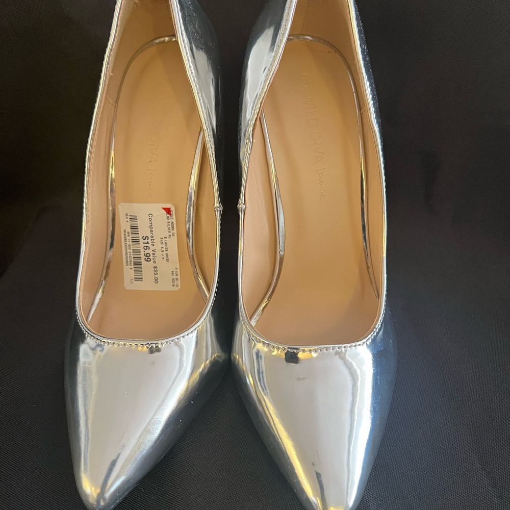 Wild Diva Shiny Silver Pointed Heels